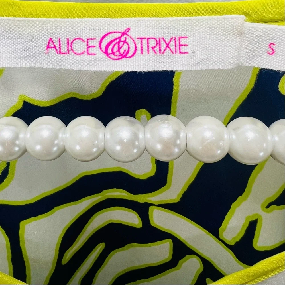 ALICE & TRIXIE Silk Neon Yellow Blue Short Sleeve Tunic Blouse Top Size … - Picture 10 of 11